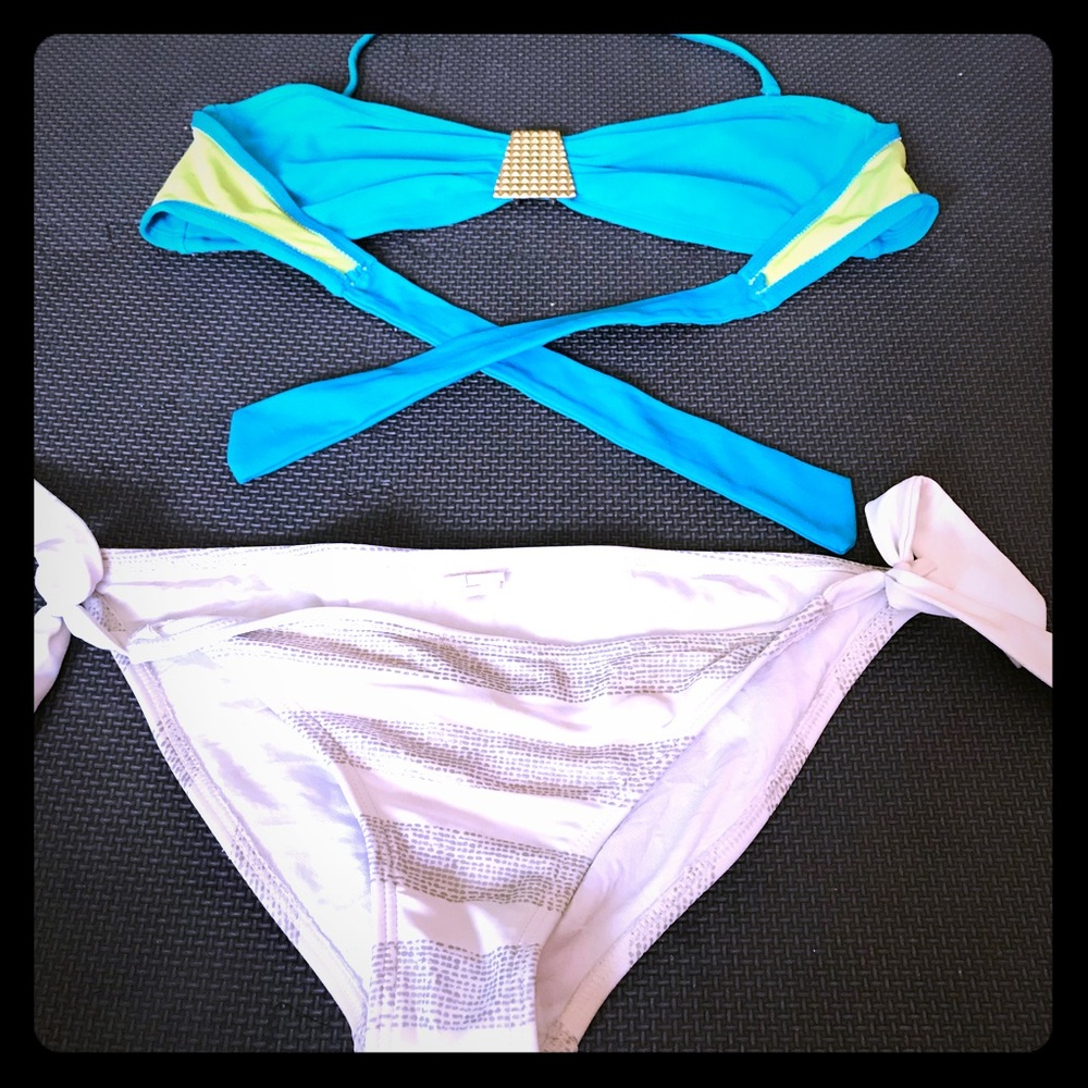 Swim suit